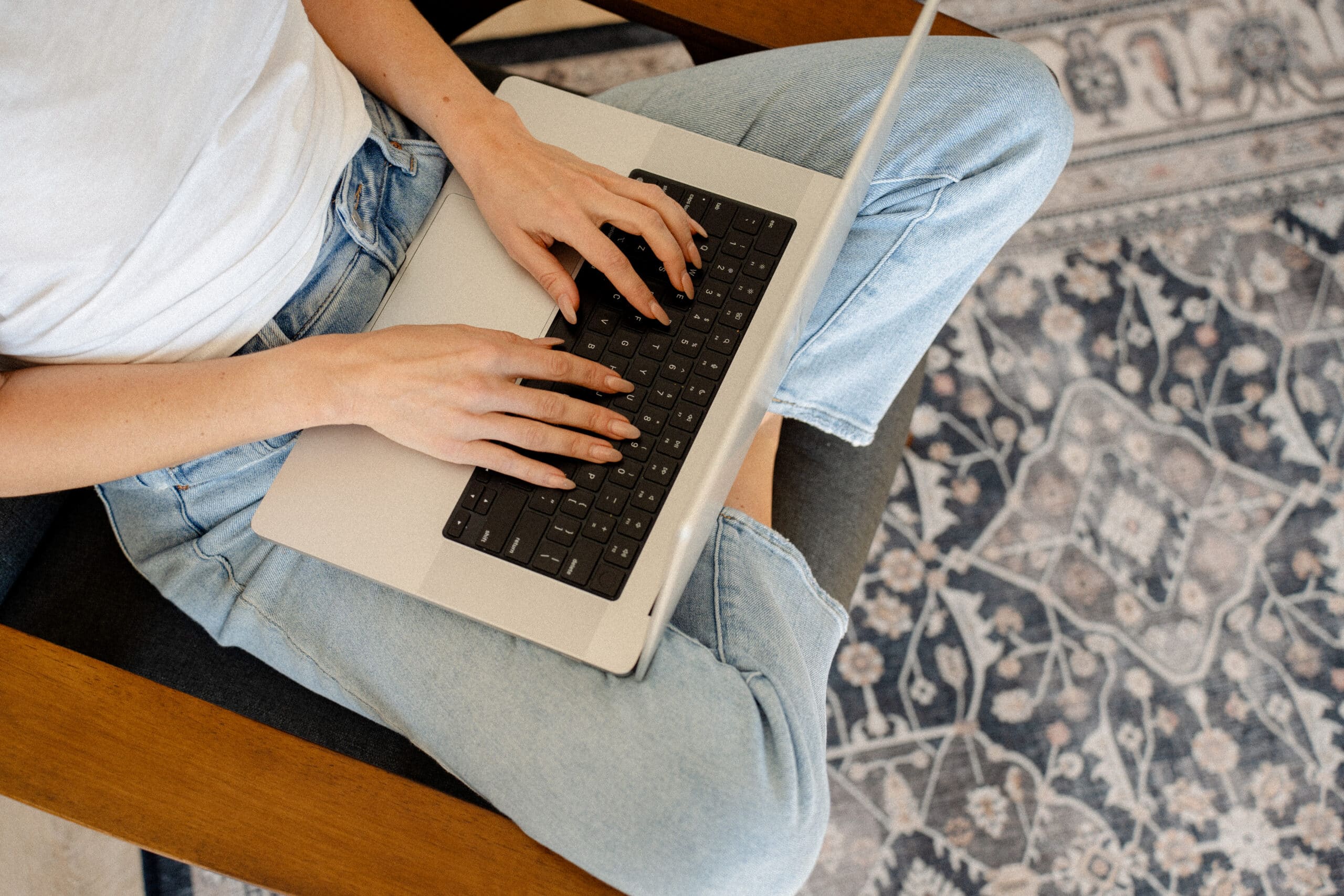 How to Write AI Prompts That Sound Like You (Free Tool)